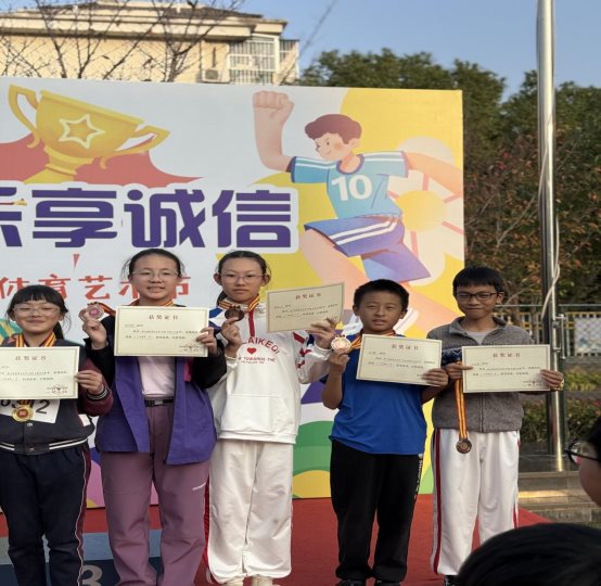 4554A8B3753382570C74D7D97A447301